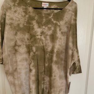 LuLaRoe: Irma - buttery soft tie-dye- New w/Tags!